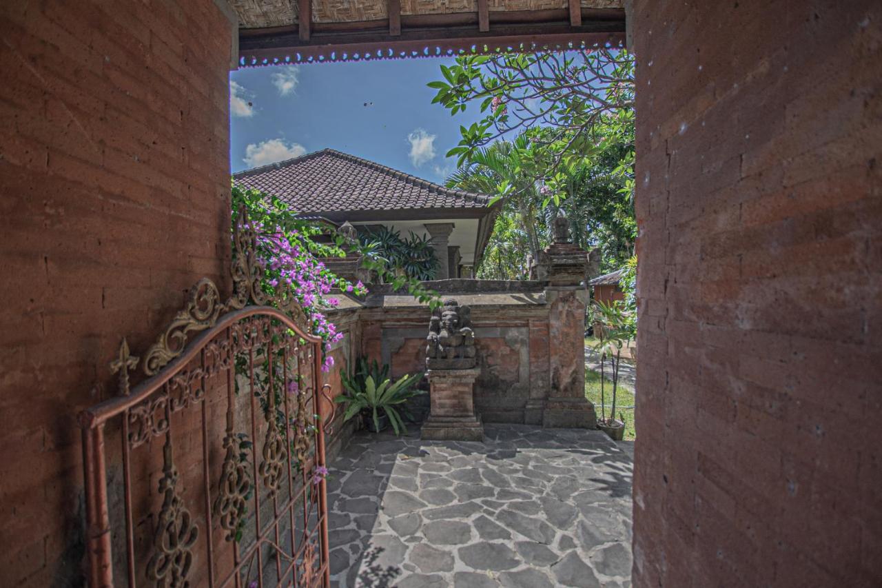 Panorama Cottages I Legian Eksteriør billede
